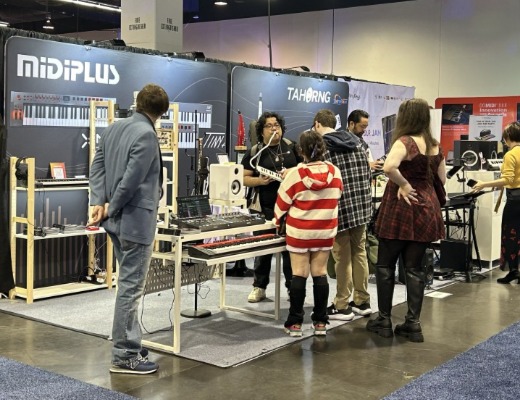 MIDIPLUS and TAHORNG booth in NAMM 2026